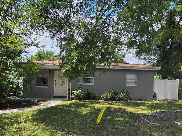 2430 N Ramona Cir, Tampa, FL 33612