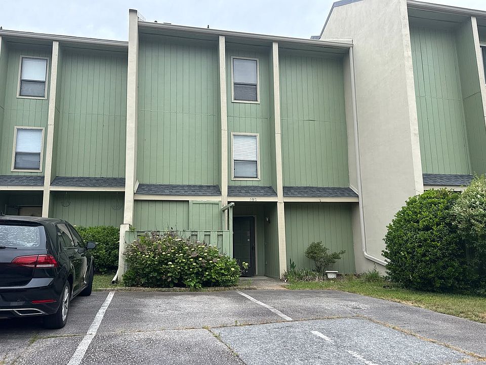 1st image of 408 Byron Pl