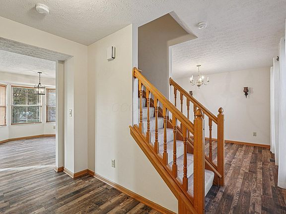 5th image of 511 Lamesa Dr