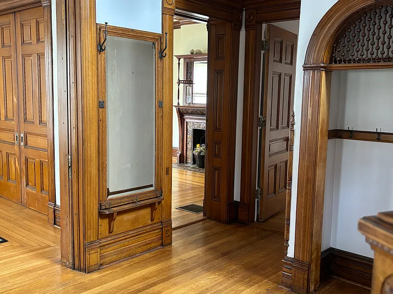 26 Hart St #1 — Photo 7