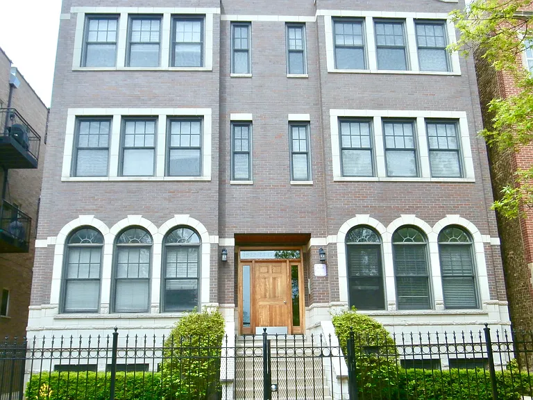 1522-28 W Greenleaf Ave #2W — Photo 2