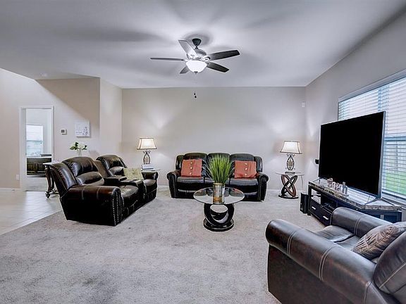 3rd image of 1303 Emerald Stone Dr
