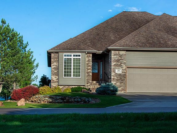 2nd image of 122 Ponderosa Dr