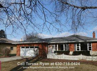 1613 Ashton Ct, Wheaton, IL 60187