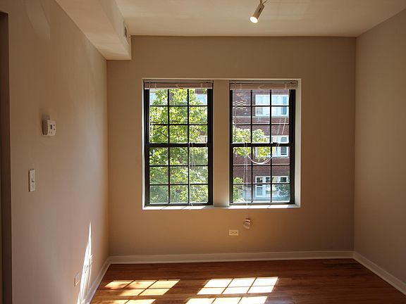 4th image of 3108-10 W Sunnyside Ave #1F