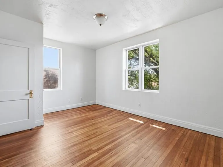 2927 Willett Rd — Photo 19