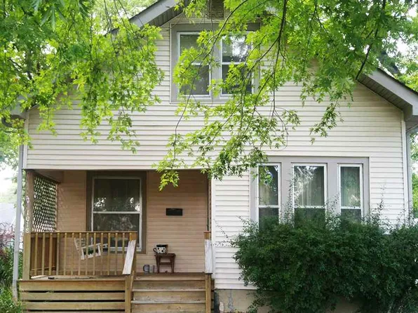 1018 Elk St, Beatrice, NE 68310