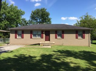 817 Sanderson Dr, Hopkinsville, KY 42240