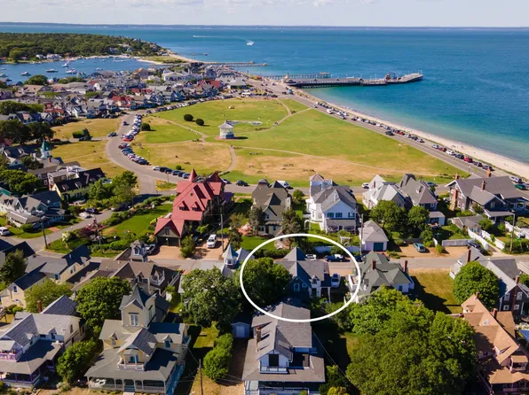 12 Samoset Ave, Oak Bluffs, MA 02557
