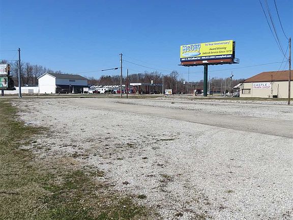 3rd image of 200 New York Ave