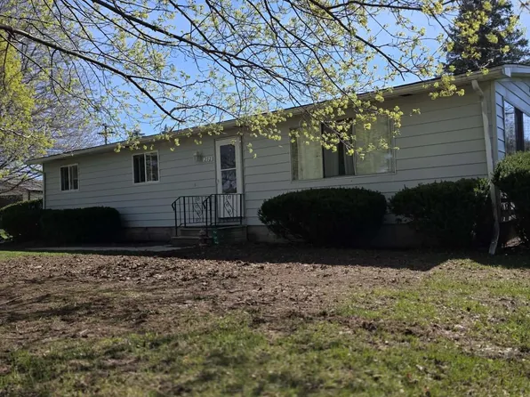252 Dodge Ct, Sebewaing, MI 48759