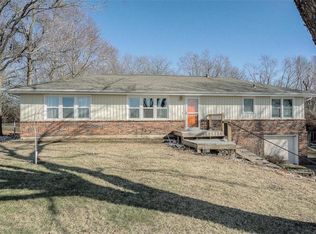 2797 SW Peterson Rd, Lees Summit, MO 64082