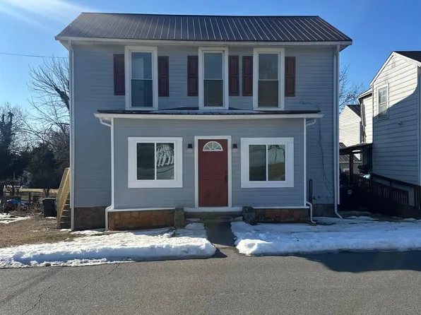 604 Lee St, Bedford, VA 24523