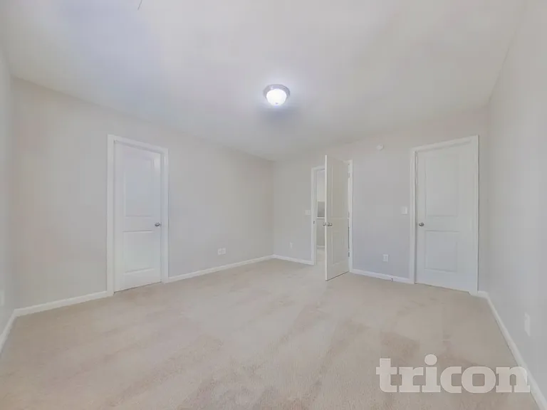344 Longfellows Ln — Photo 12
