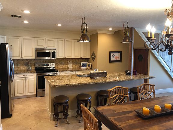 5th image of 2458 Harbour Cove Dr