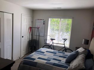 305 Hunt Club Rd #F, Blacksburg, VA 24060