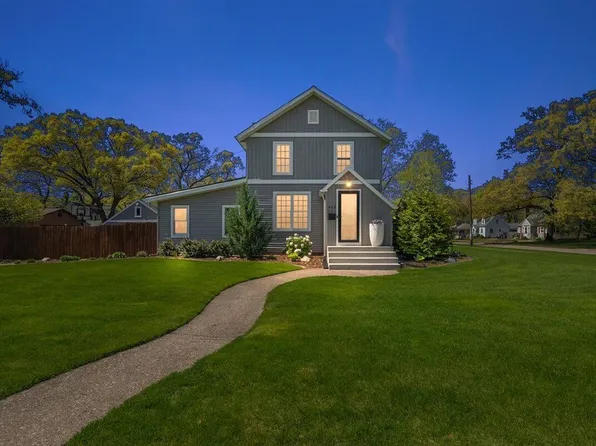 413 2nd St, Muskegon, MI 49445