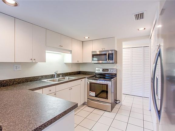 4th image of 200 Maitland Ave APT 233