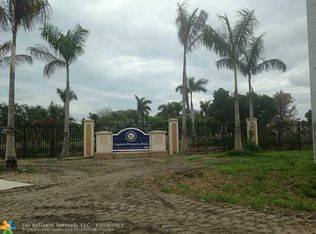 NW 90 Ter, Sunrise, FL 33351