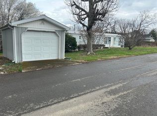 309 E Poplar St, Scottsville, KY 42164