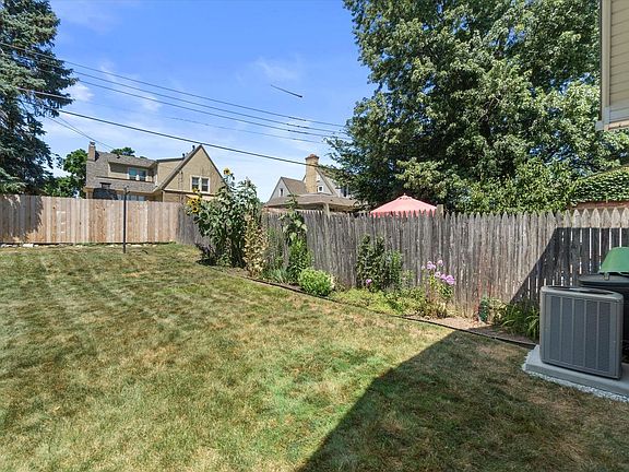 5th image of 3018 Elm LANE