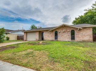 3114 Glendale Dr, Grand Prairie, TX 75052
