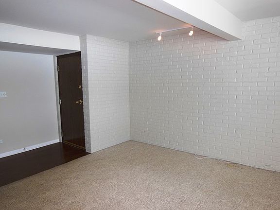 4th image of 204 Kenston Ct #204
