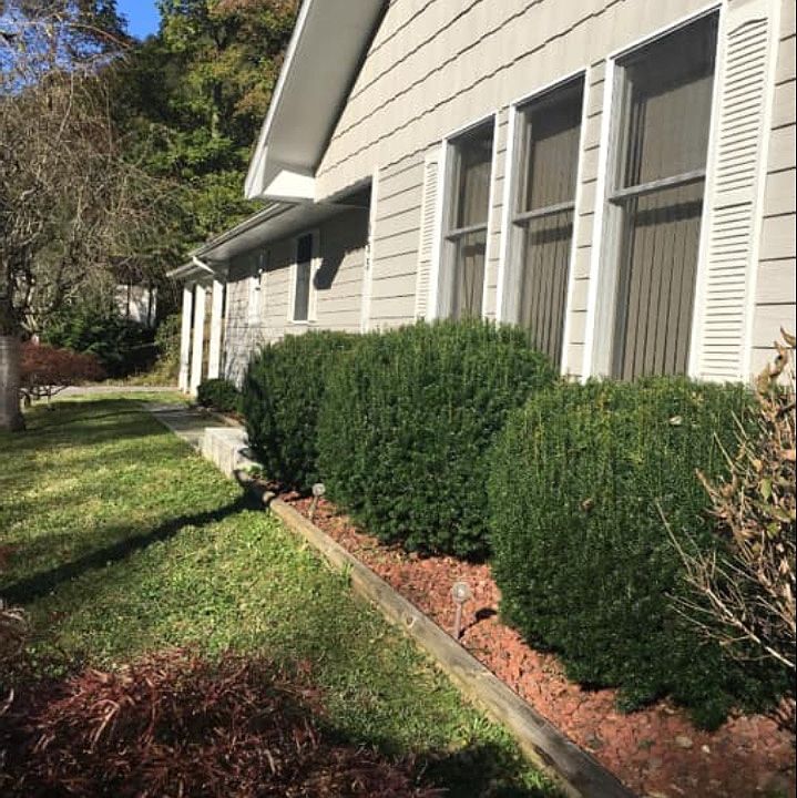 1st image of 155 Woodland Hls