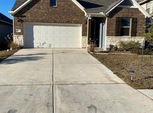 115 Lyrebird Ln, Hutto, TX 78634