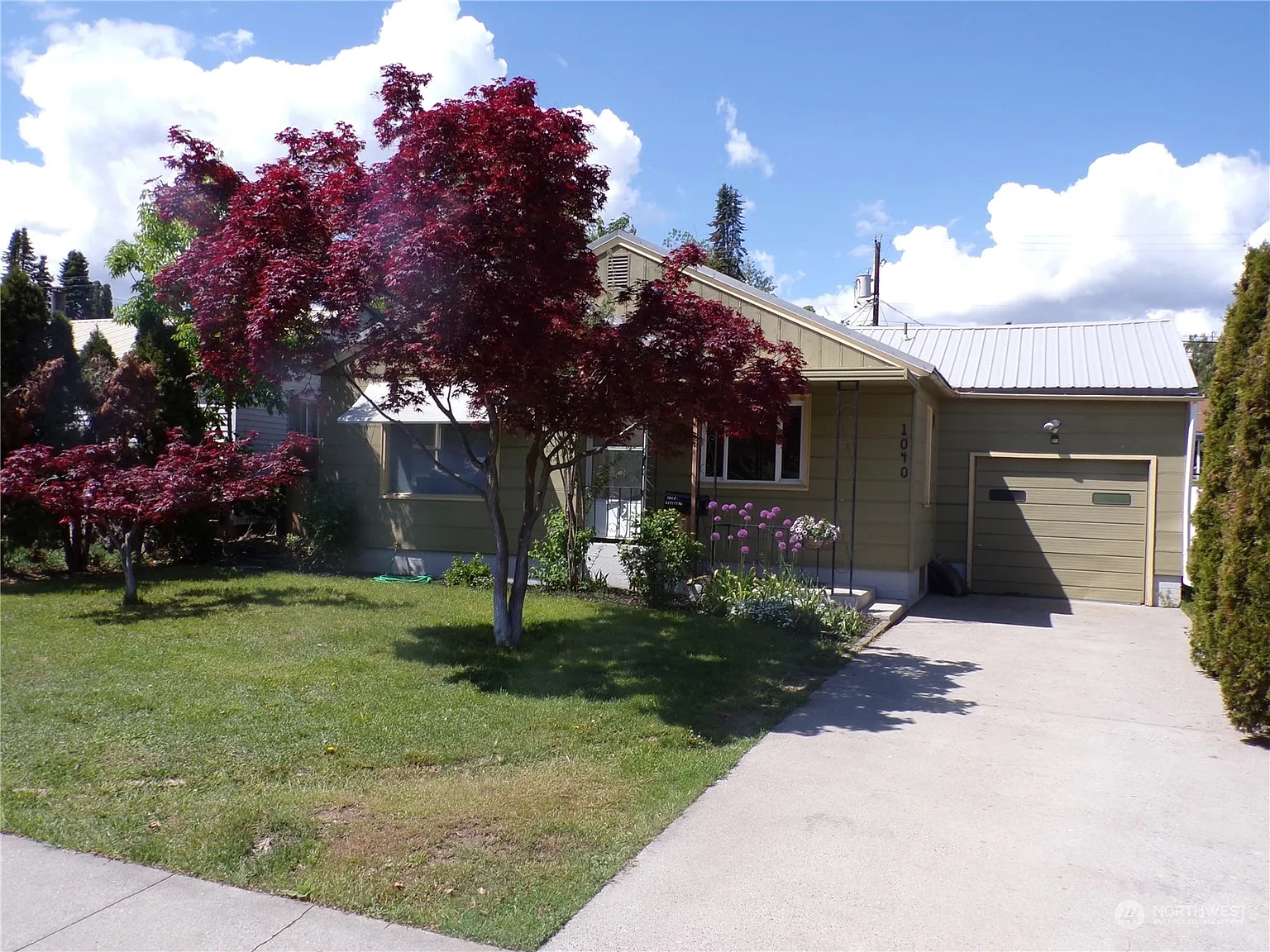 1040 Kittitas Street photo 1
