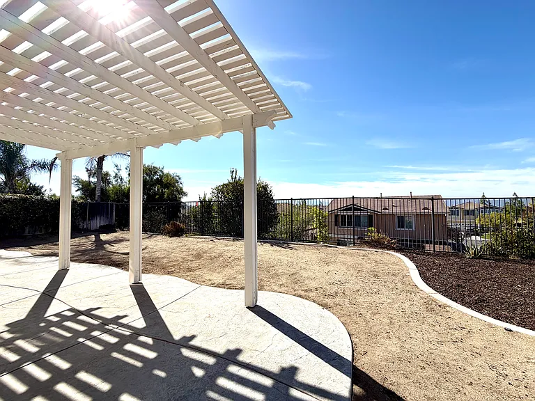 40220 Emily Pl — Photo 58