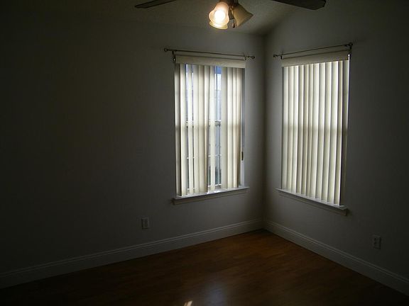 3rd image of 1926 Patrician Way