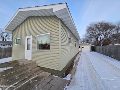 116 12th St SW, Watertown, SD, 57201