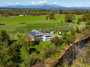 19943 Berghus Way, Redding, CA 96002