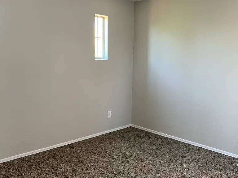 2841 E Bart St — Photo 10