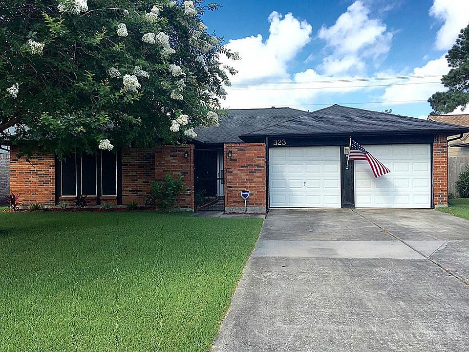 1st image of 323 Forest Hills Dr