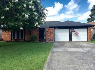 323 Forest Hills Dr, League City, TX 77573