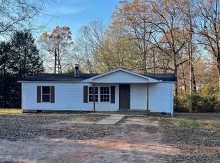 228 Rock Ln, Seneca, SC 29678