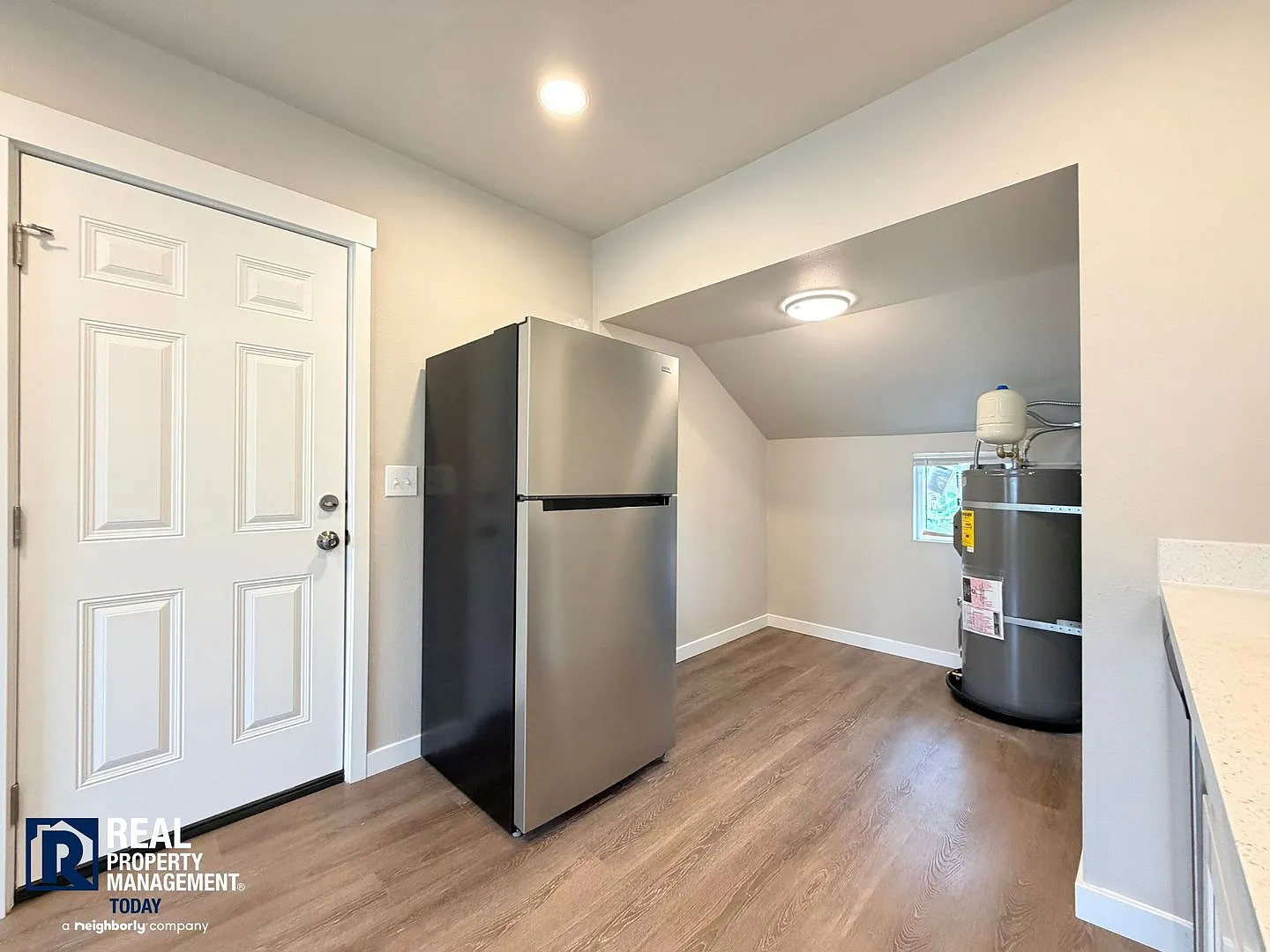 Move-In Special! Completely Renovated 2 Bedroom Home Near Plu | New Kitchen & Stainless Appliances — Photo 4