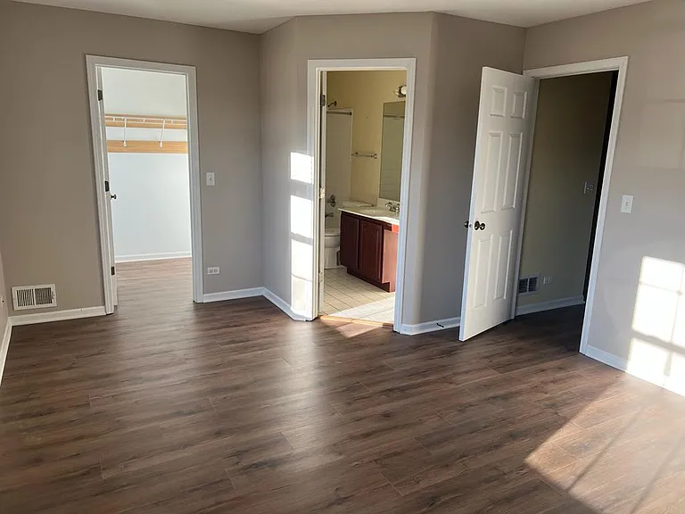 2718 Cedar Glade Rd — Photo 3