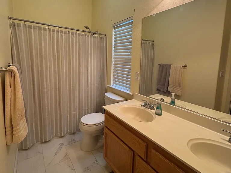 2142 Blackridge Ave — Photo 18