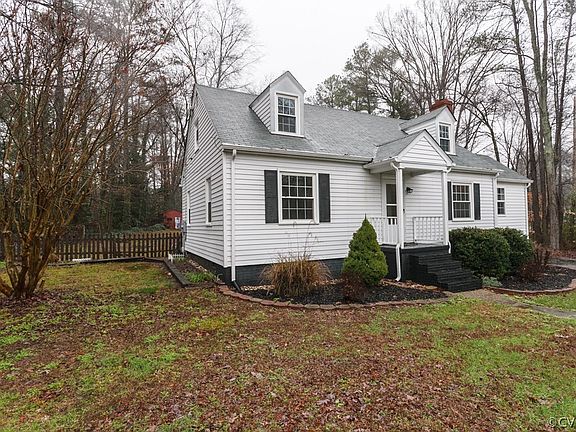 2nd image of 9948 Wagstaff Cir