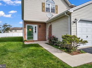 7270 Huntingdon St, Harrisburg, PA 17111