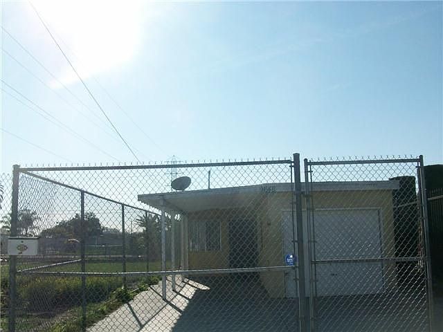 1st image of 648 E 108th St