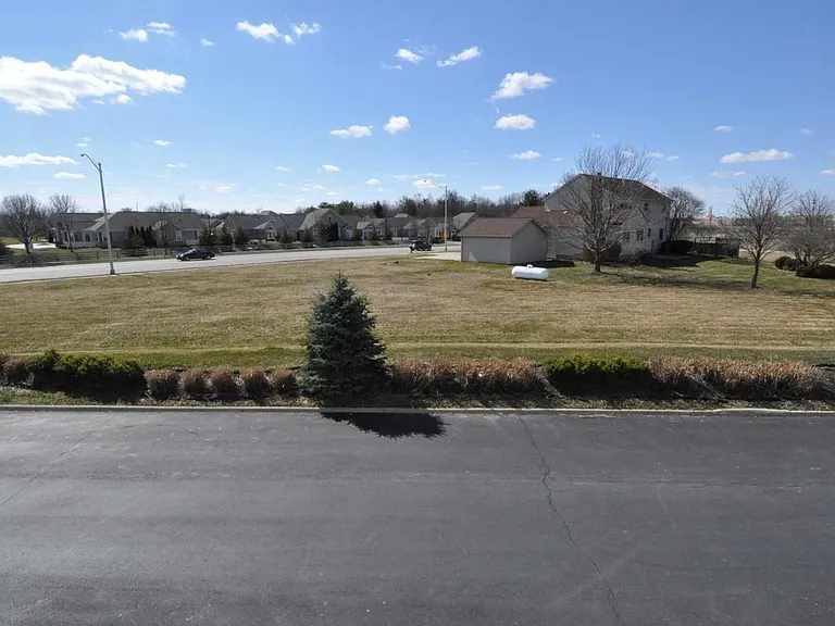 5261 Berthold Pass Dr — Photo 26