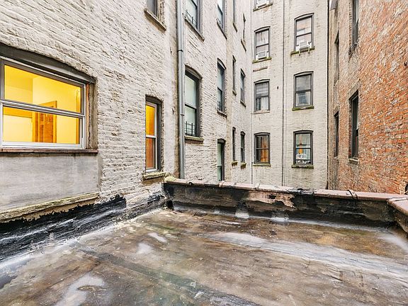 5th image of 530 E 13th St #3A