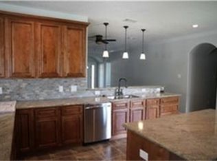 605 Brunswick Dr, League City, TX 77573