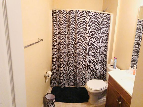 3rd image of 5684 Atlee Ave