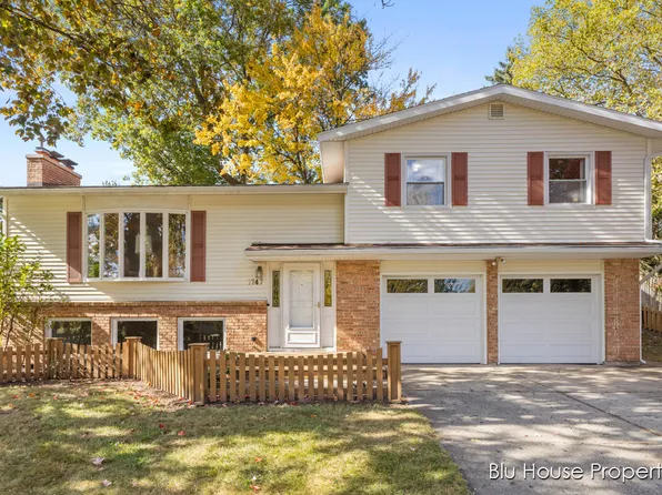 1747 Ridgewood Ave SE, Grand Rapids, MI 49506