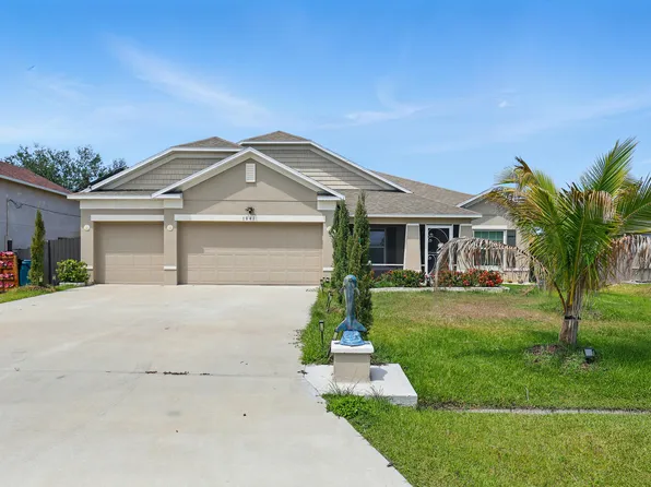 1041 SW Dartmouth Avenue, Port St Lucie, FL 34953